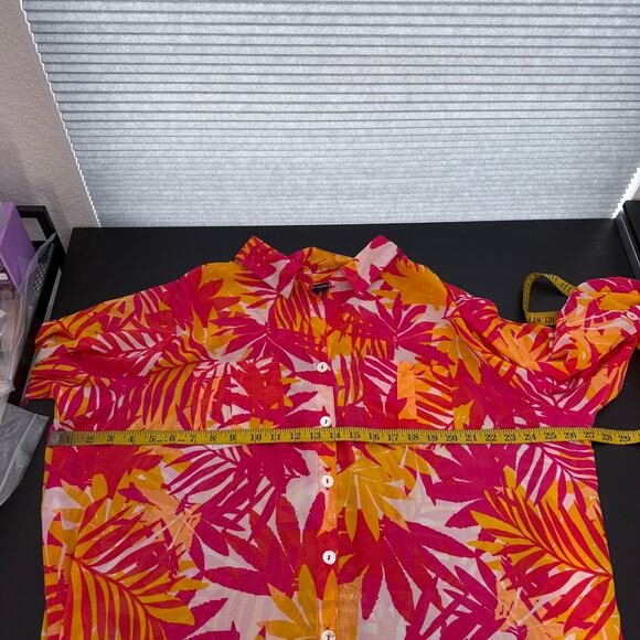 Club Z Collection Vibrant Tropical Sheer Button Front Tunic Blouse Size 2X - Picture 14 of 15